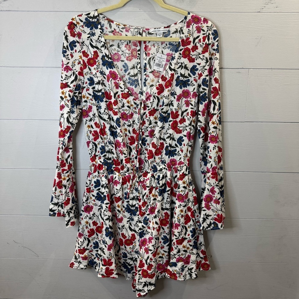 American Eagle Outfitters NWT Floral Romper With Long Bell Sleeves Medium